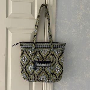 Vera Bradley tote